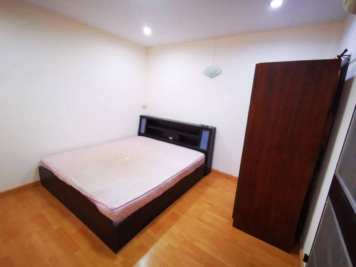 For SaleTownhomePathum Thani,Rangsit, Thammasat : For Sale Townhouse/Townhome  , Natthakan Village 4 , Lak Hok , Mueang Pathum Thani , Pathum Thani , CX-147452