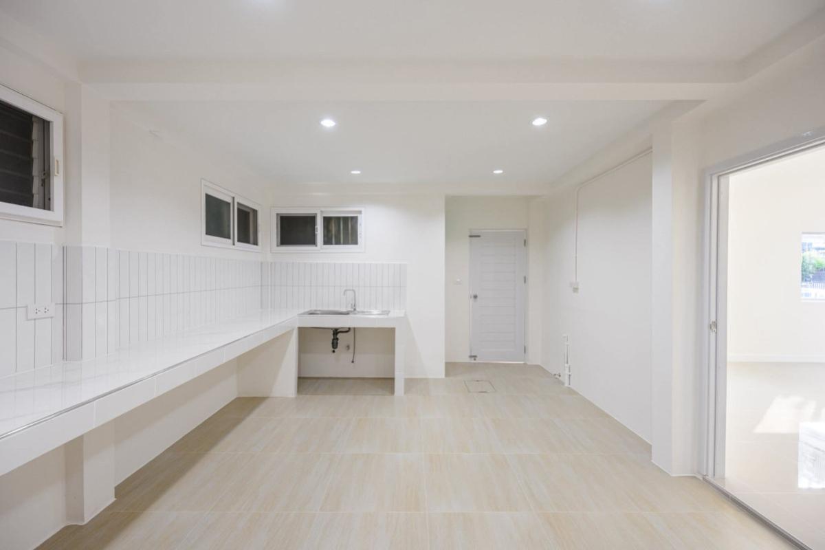 ขายทาวน์โฮมพระราม 5 ราชพฤกษ์ บางกรวย : ขายทาวน์เฮ้าส์/ทาวน์โฮม  พฤกษาวิลล์ 22 พระราม 5 - 2 บางไผ่ เมืองนนทบุรี นนทบุรี CX-147340