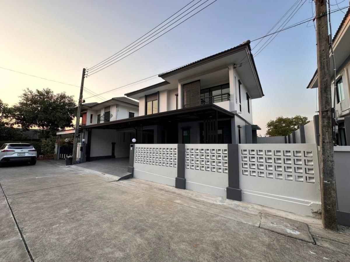 For SaleHousePathum Thani,Rangsit, Thammasat : For Sale House , Pruksa Village 21 Delight Lumlukka Klong 4 , Lat Sawai , Lam Luk Ka , Pathum Thani , CX-147662
