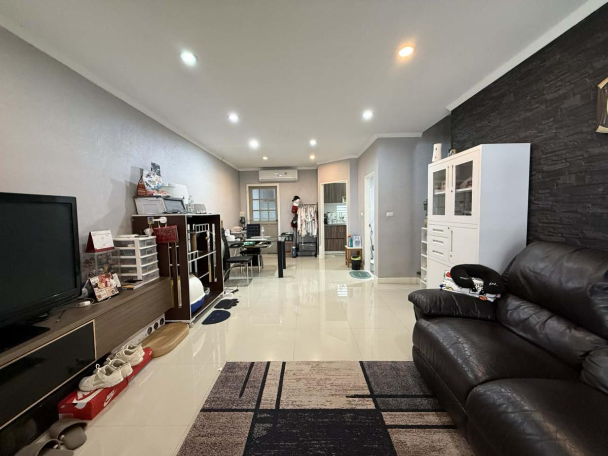 ขายทาวน์โฮมวิภาวดี ดอนเมือง หลักสี่ : ขายทาวน์เฮ้าส์/ทาวน์โฮม  ทาวน์ อเวนิว ซิกซ์ตี้ วิภาวดี 60 BTS-กรมทหารราบที่ 11 บางเขน เขต หลักสี่ กรุงเทพ CX-147641