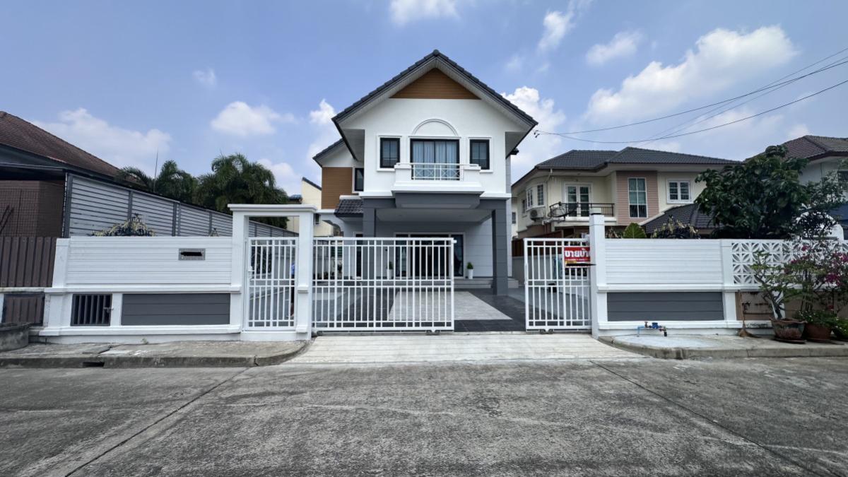 For SaleHousePathum Thani,Rangsit, Thammasat : For Sale House , Baan Sathaporn Rangsit , wide frontage , newly renovated , Bueng Yitho , Thanyaburi , Pathum Thani , CX-147571