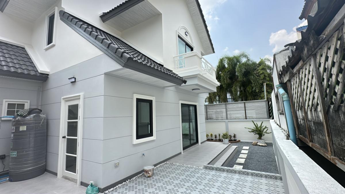 For SaleHousePathum Thani,Rangsit, Thammasat : For Sale House , Baan Sathaporn Rangsit , wide frontage , newly renovated , Bueng Yitho , Thanyaburi , Pathum Thani , CX-147571