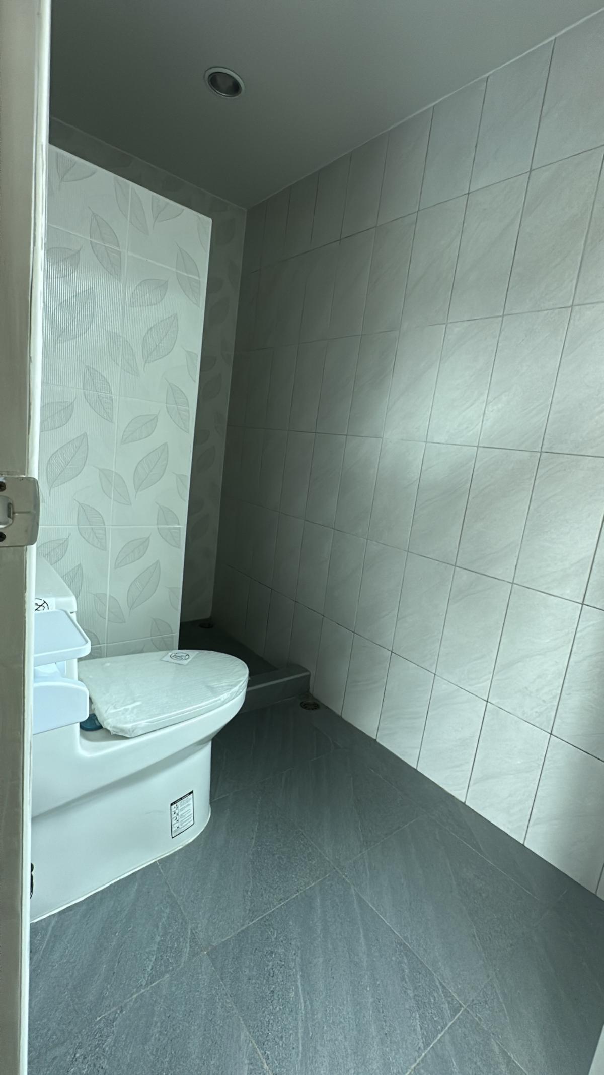 For SaleHousePathum Thani,Rangsit, Thammasat : For Sale House , Baan Sathaporn Rangsit , wide frontage , newly renovated , Bueng Yitho , Thanyaburi , Pathum Thani , CX-147571