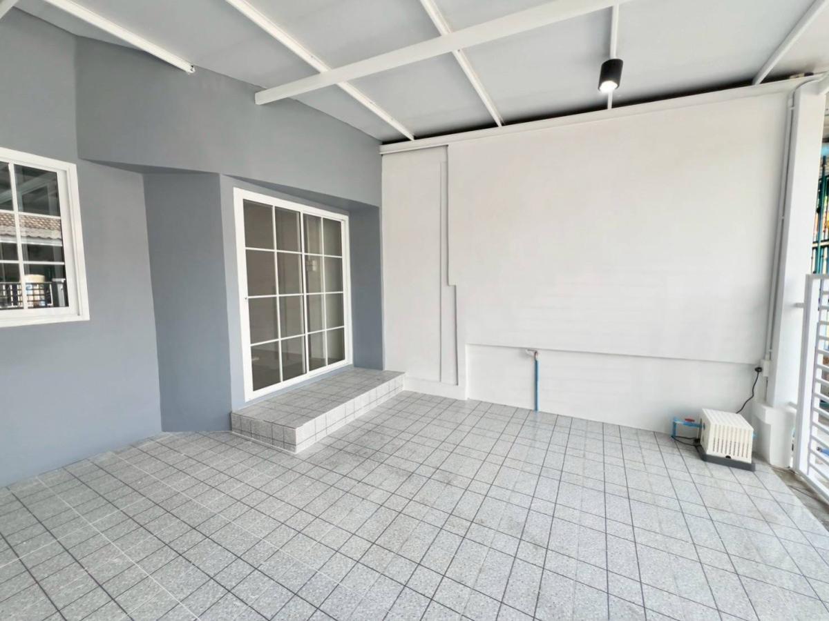 For SaleTownhomePathum Thani,Rangsit, Thammasat : For Sale Thanyapruek Klong 7 , Lam Phak Kut , Thanyaburi , Pathum Thani , CX-147630