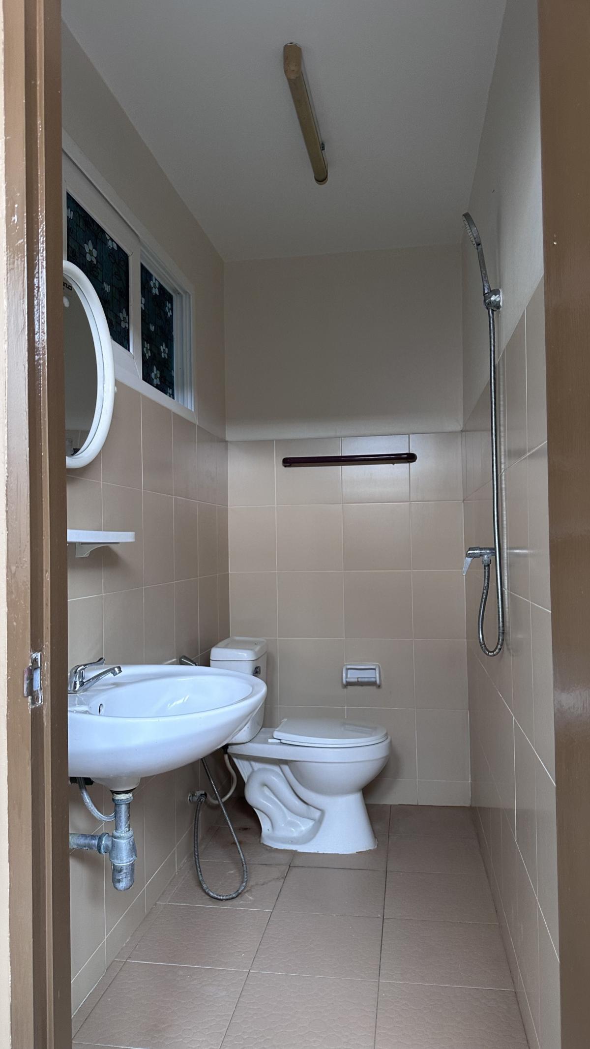 For SaleHousePathum Thani,Rangsit, Thammasat : For Sale House , Casa Ville Rangsit-Klong 2 , corner unit , wide frontage , newly renovated , Pracha Thipat , Thanyaburi , Pathum Thani , CX-147574