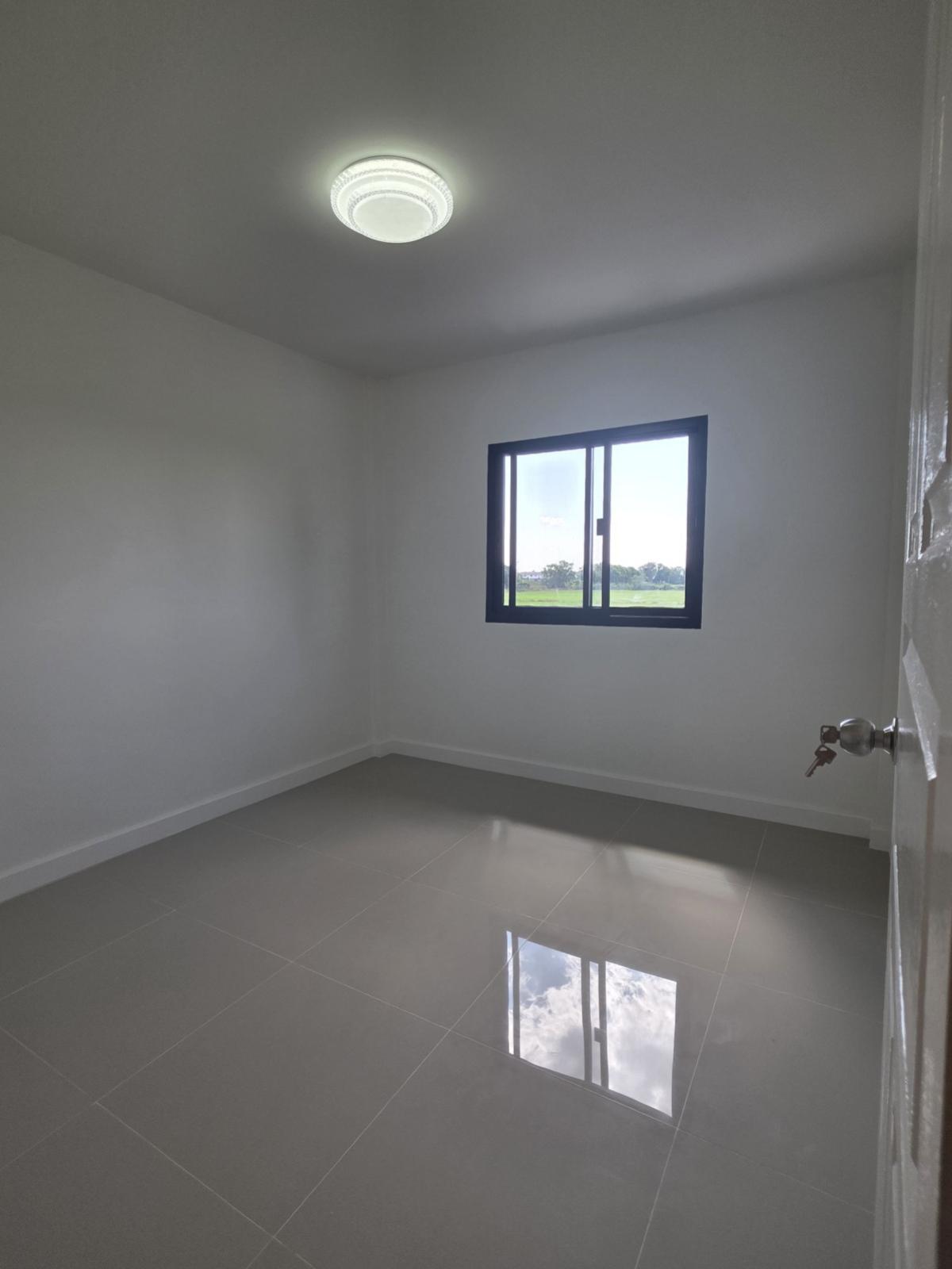 For SaleTownhomePathum Thani,Rangsit, Thammasat : For Sale Townhouse/Townhome  , Warangkul Klong 3 , Lat Sawai , Lam Luk Ka , Pathum Thani , CX-147678