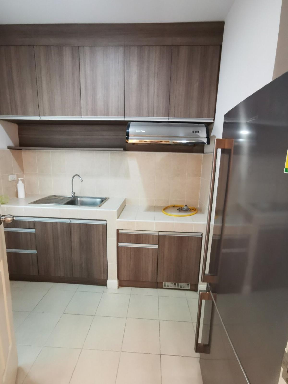 ขายทาวน์โฮมเลียบทางด่วนรามอินทรา : ขายทาวน์เฮ้าส์/ทาวน์โฮม  บ้านกลางเมือง เอสเซ้นส์ พระราม 9-ลาดพร้าว วังทองหลาง เขต วังทองหลาง กรุงเทพ CX-147849