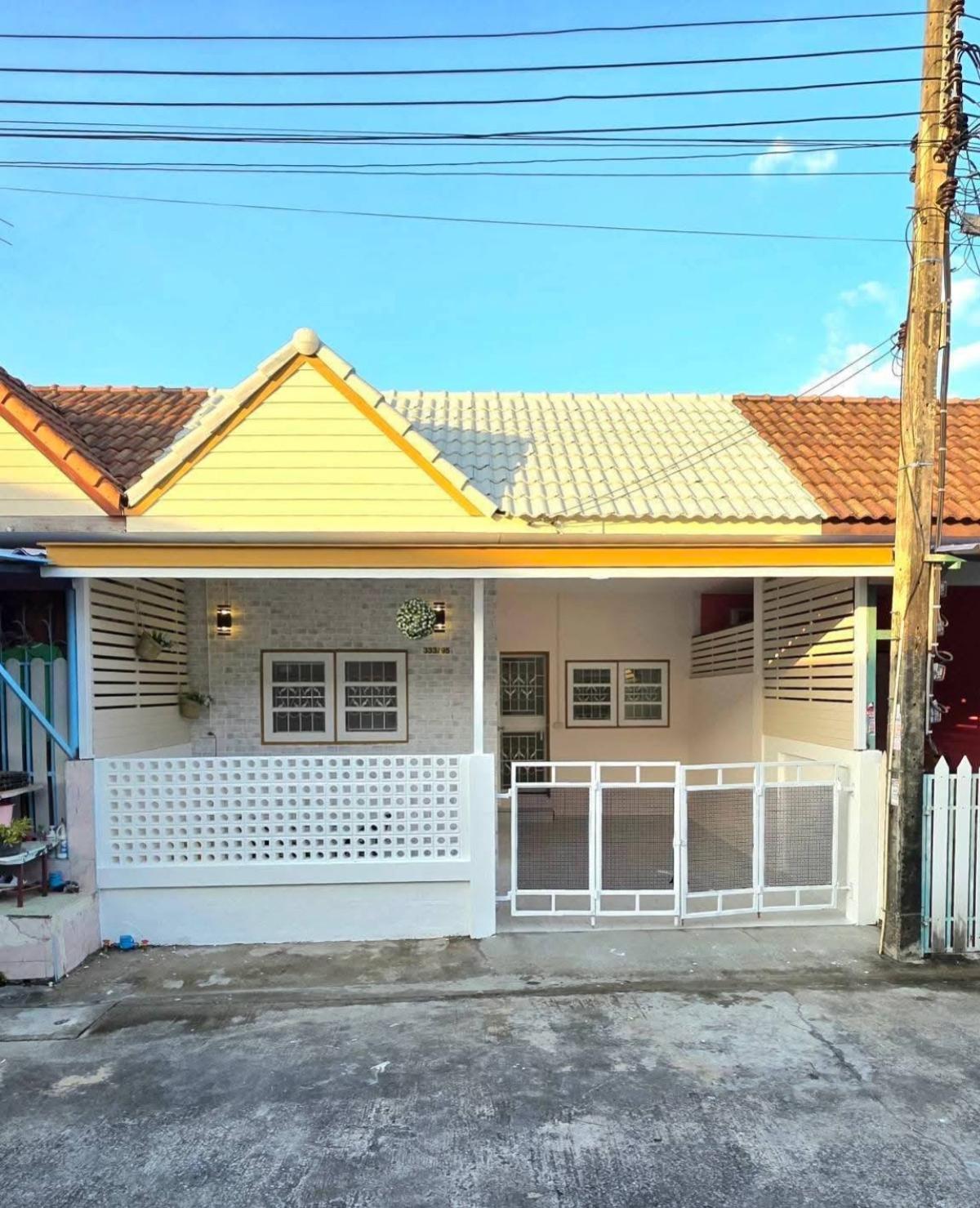 For SaleTownhomeSamut Prakan,Samrong : For Sale Townhouse/Townhome  , Aranyaville , newly renovated , Phraek Sa , Mueang Samut Prakan , Samut Prakarn , CX-147840