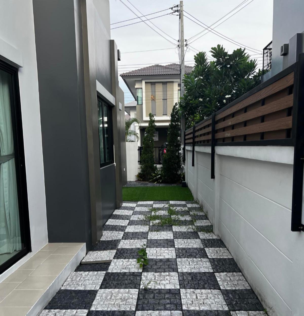 For SaleHouseNakhon Pathom : For Sale House , BaanFah Greennery TIWA Pinklao-Sai 5 , wide frontage , Bang Krathuek , Sam Phran , Nakhon Pathom , CX-147799