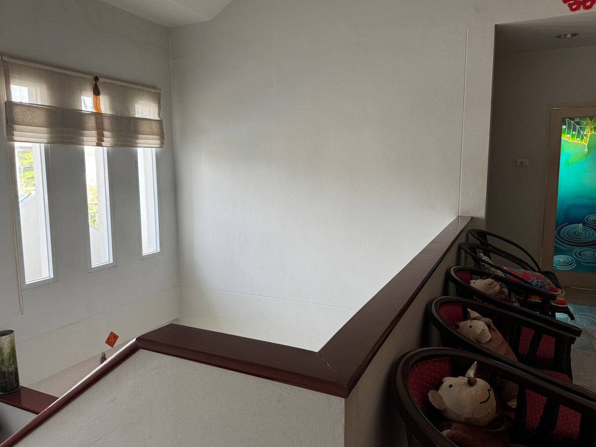 Home OfficeEakachai, Bang Bon : Massive Garden & 1st Floor Luxury Office | 5BR Detached House in Thawatphong Village BangBon5 | Luxuriously Furnished