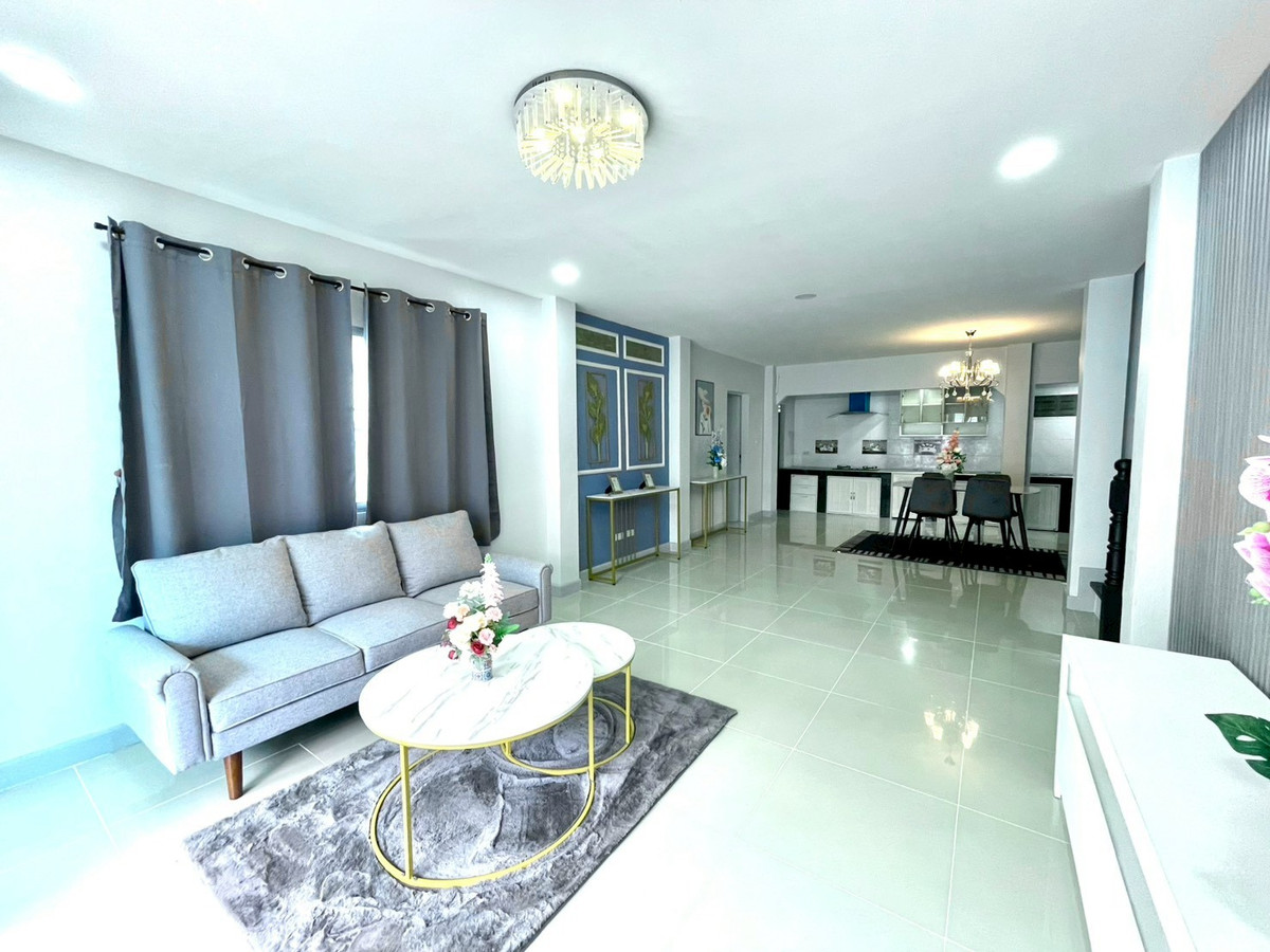 For SaleHousePattaya, Bangsaen, Chonburi : Happy Place Village / 5 Bedrooms (FOR SALE), Happy Place Village / 5 Bedrooms (FOR SALE) BEWN107