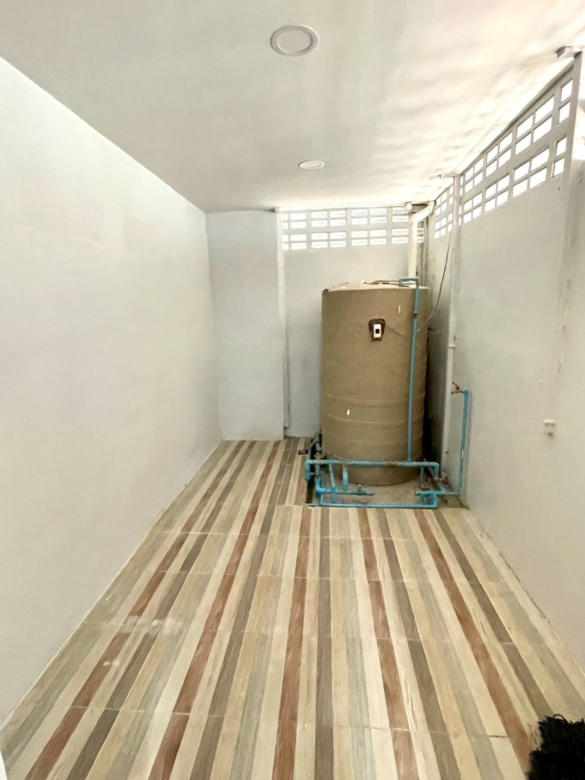 For SaleHousePattaya, Bangsaen, Chonburi : Happy Place Village / 5 Bedrooms (FOR SALE), Happy Place Village / 5 Bedrooms (FOR SALE) BEWN107