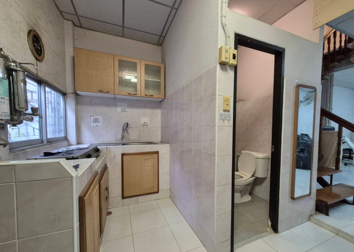 For SaleTownhomePinklao, Charansanitwong : "Looking for a house in Ratchaphruek with a budget of less than 3 million baht, get a lot of space. Only after this!! ”