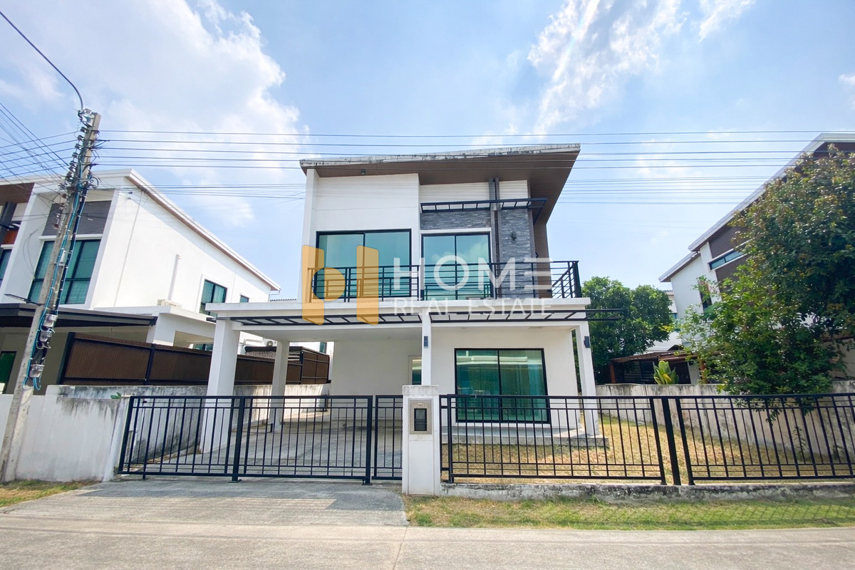 For SaleHouseLadkrabang, Suwannaphum Airport : V2 Onnut - Rama 9 / 3 Bedrooms (For Sale), WE/2 Onnut - Rama9 / 3 Bedrooms (FOR SALE) FONT024