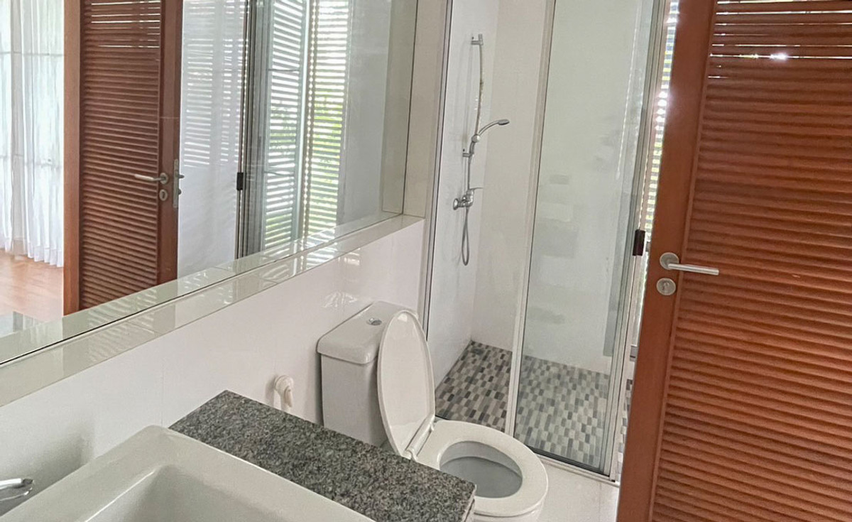 ขายบ้านนนทบุรี บางใหญ่ บางบัวทอง : 🔥ขายด่วน! บ้านสุดหรู พร้อมสระว่ายน้ำ Nichada Park (5+1 ห้องนอน 8 ห้องน้ำ)