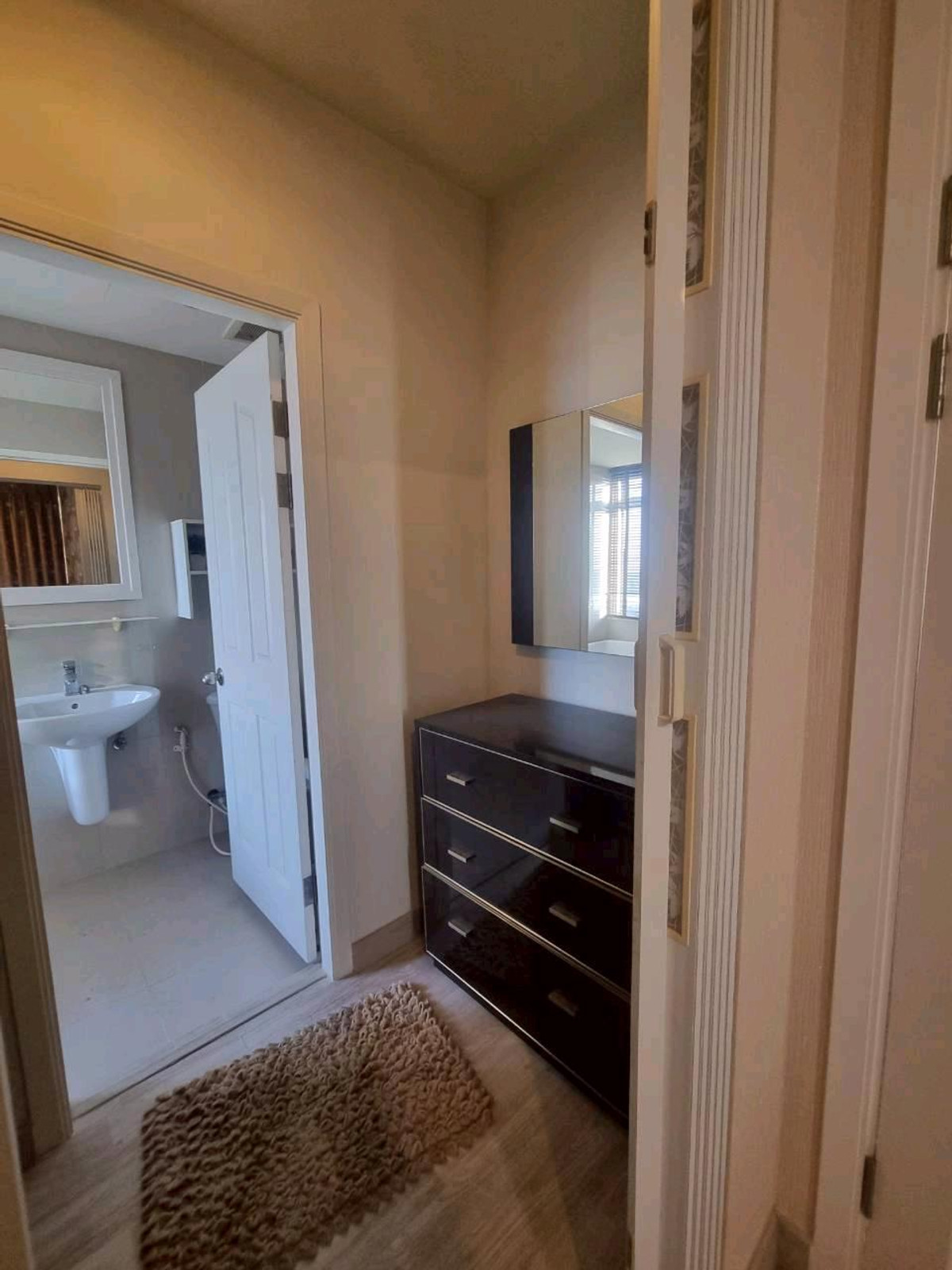 For RentCondoRattanathibet, Sanambinna : Condo for rent, 2 bedrooms, Condo Manor Sanambinnam, Nonthaburi