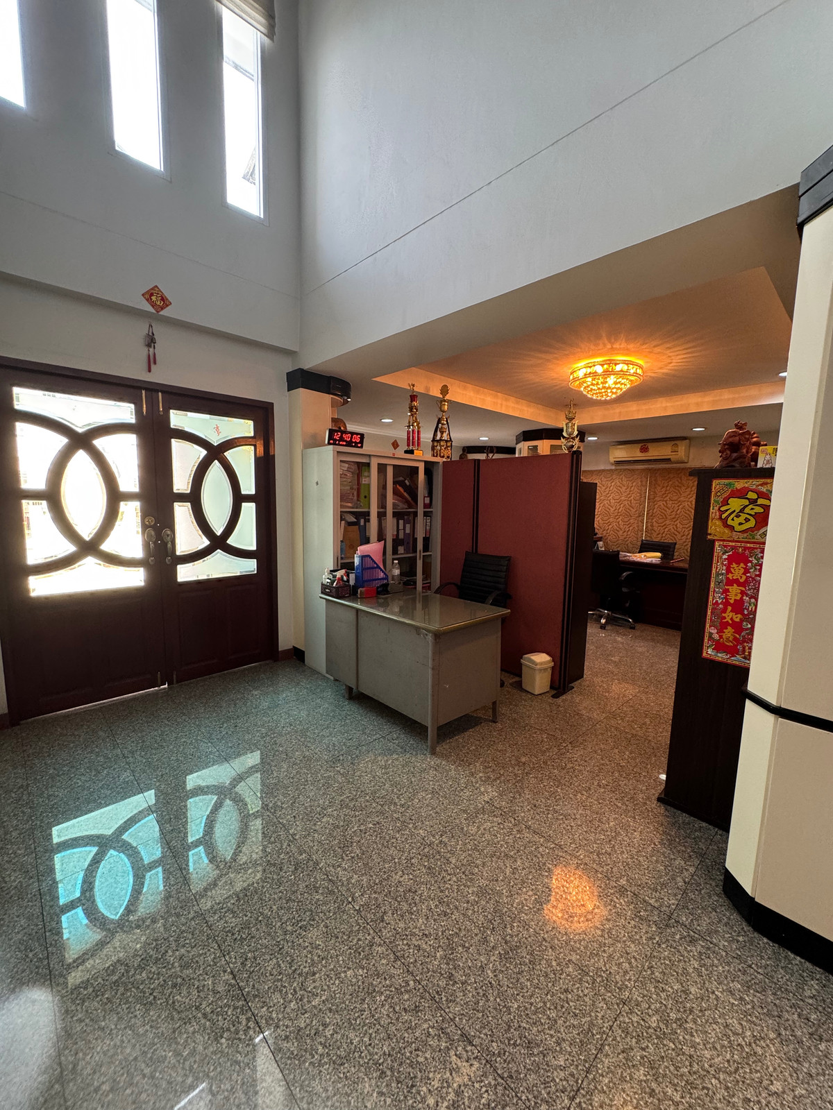 Home OfficeEakachai, Bang Bon : Massive Garden & 1st Floor Luxury Office | 5BR Detached House in Thawatphong Village BangBon5 | Luxuriously Furnished