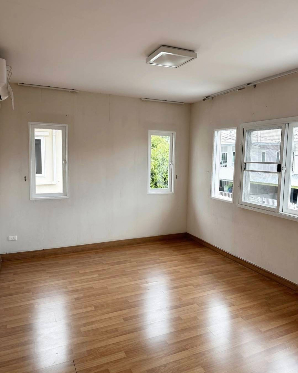 ให้เช่าบ้านบางแค เพชรเกษม : ให้เช่าบ้าน หมู่บ้าน พฤกษา ซิรีนีตี้ 1 ซอยเพชรเกษม81 (ถนนมาเจริญ) บ้านเดี่ยว 2 ชั้น  ขนาด 45 ตารางวา 3ห้องนอน 2ห้องน้ำ บ้านสวย พร้อมเข้าอยู่