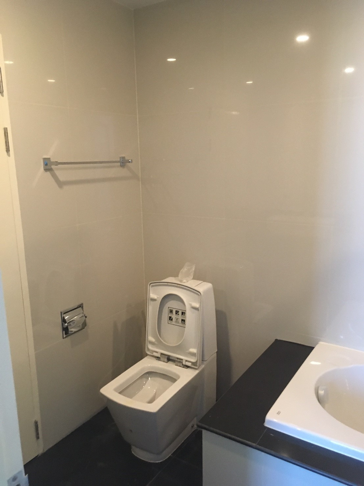 For SaleCondoSathorn, Narathiwat : Best Value Modern 2BR at Bangkok Horizon Sathon [16th Floor] Unblocked City View!