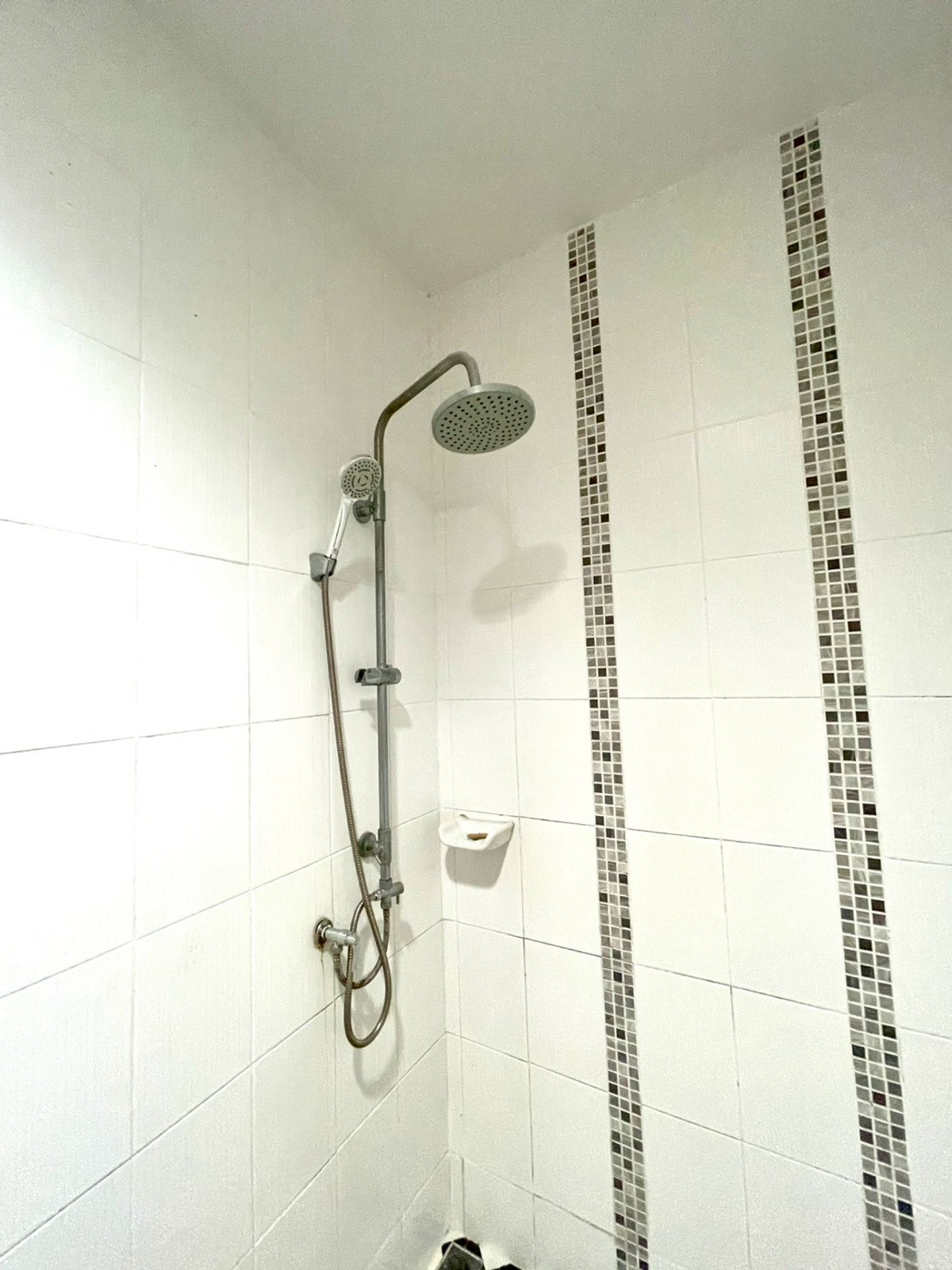 For SaleHousePattaya, Bangsaen, Chonburi : Happy Place Village / 5 Bedrooms (FOR SALE), Happy Place Village / 5 Bedrooms (FOR SALE) BEWN107