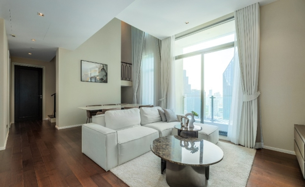 ขายคอนโดสุขุมวิท อโศก ทองหล่อ : ขายคอนโด The Diplomat Sukhumvit 39 (3 ห้องนอน 4 ห้องน้ำ)