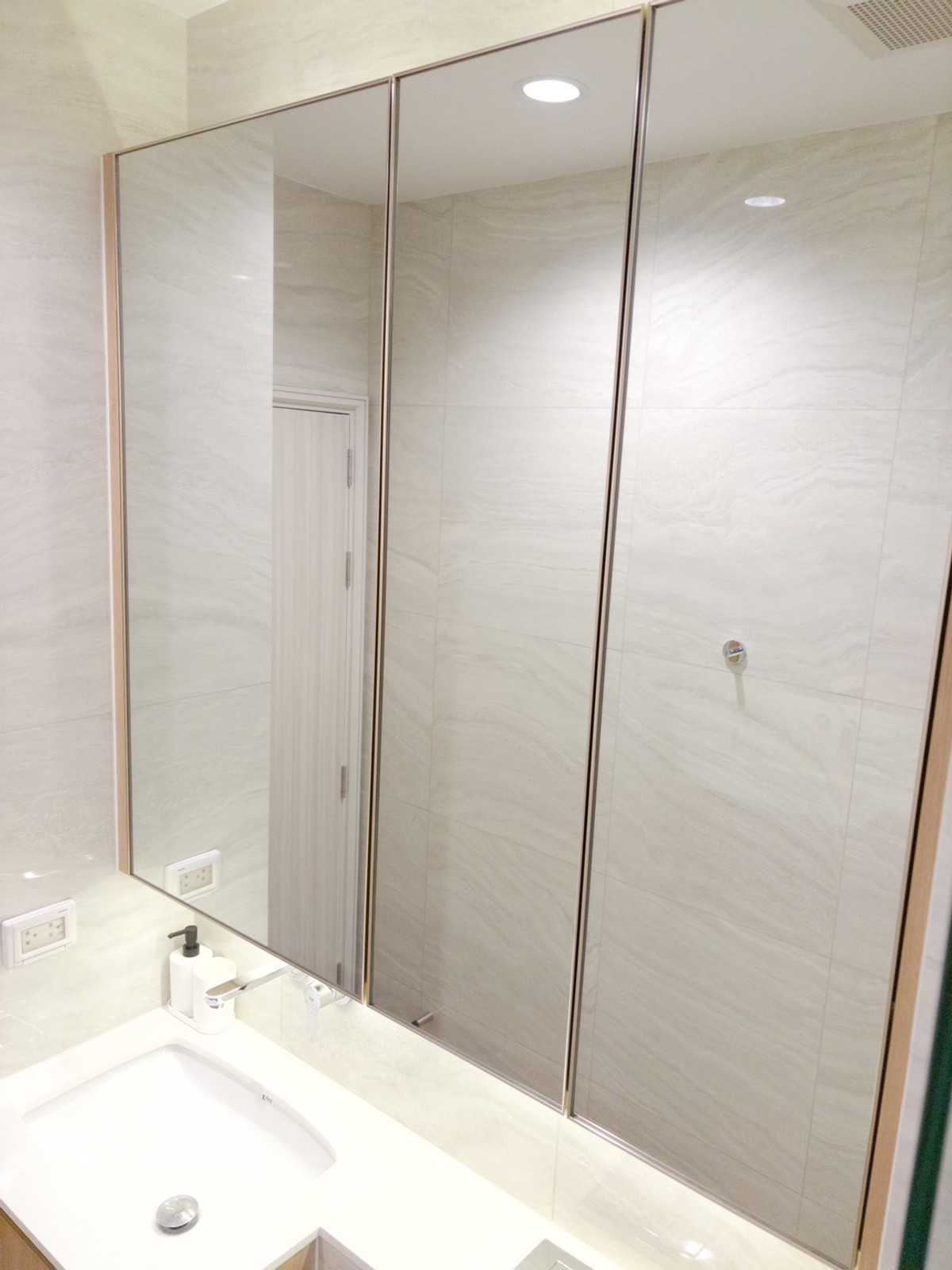 For RentCondoOnnut, Udomsuk : 🌟 [FOR RENT] Brand New 1-Bed at QUINN Sukhumvit 101! Unblocked City View 🌟