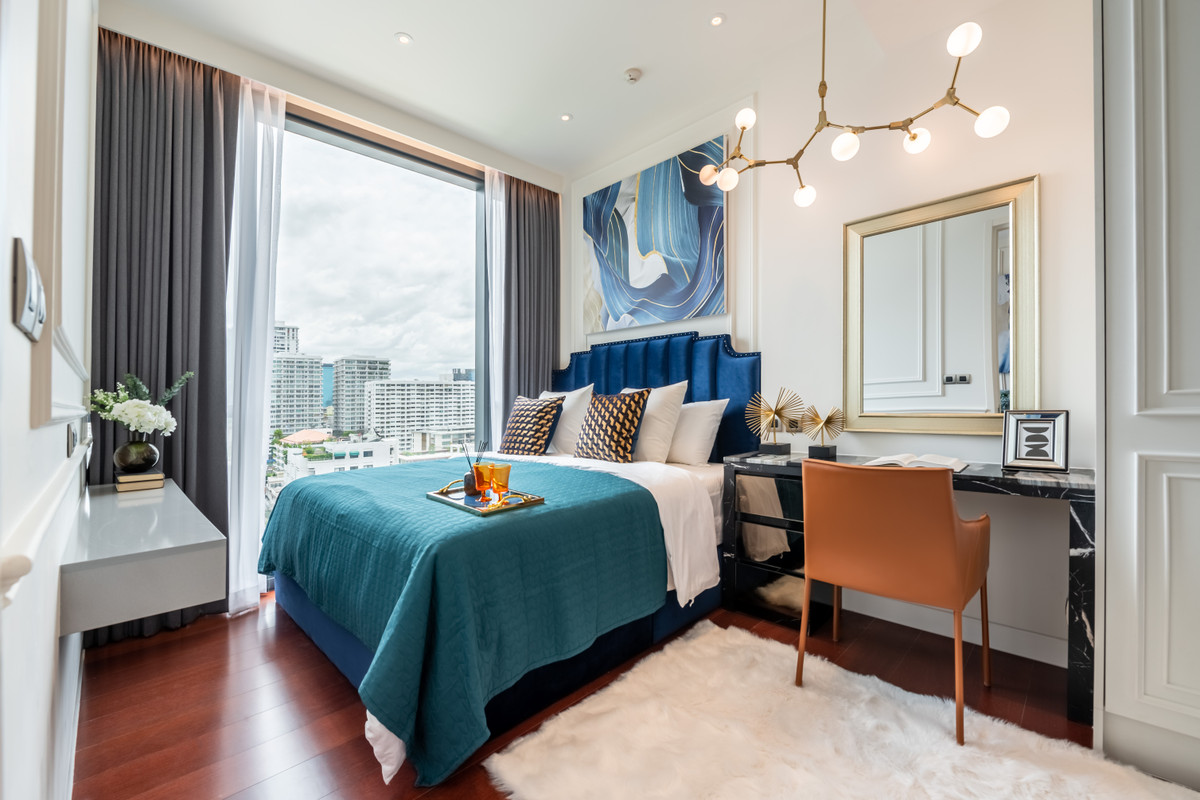 For RentCondoSukhumvit, Asoke, Thonglor : Luxury condo in Thonglor near BTS, 50 sq.m. with swimming pool and fitnessRent for only 65,000 per month EB-33122 Hurry to book before it's gone!