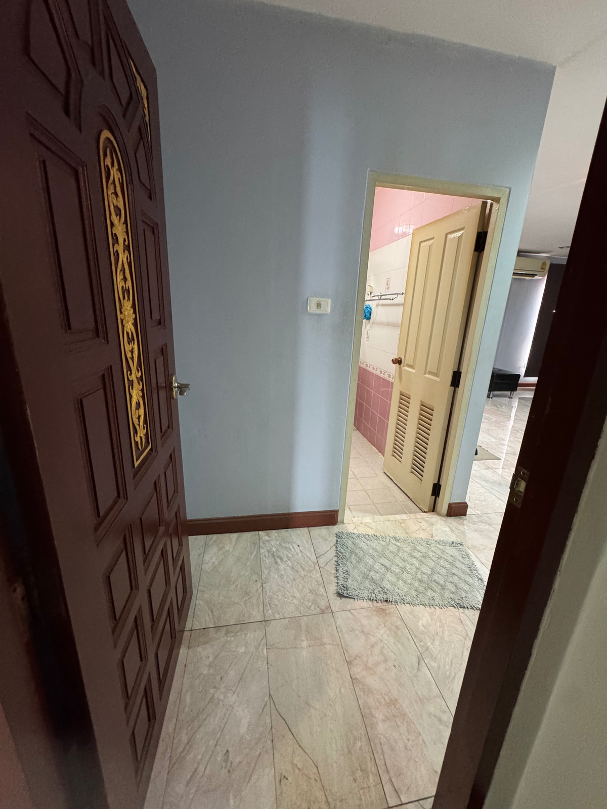 Home OfficeEakachai, Bang Bon : Massive Garden & 1st Floor Luxury Office | 5BR Detached House in Thawatphong Village BangBon5 | Luxuriously Furnished