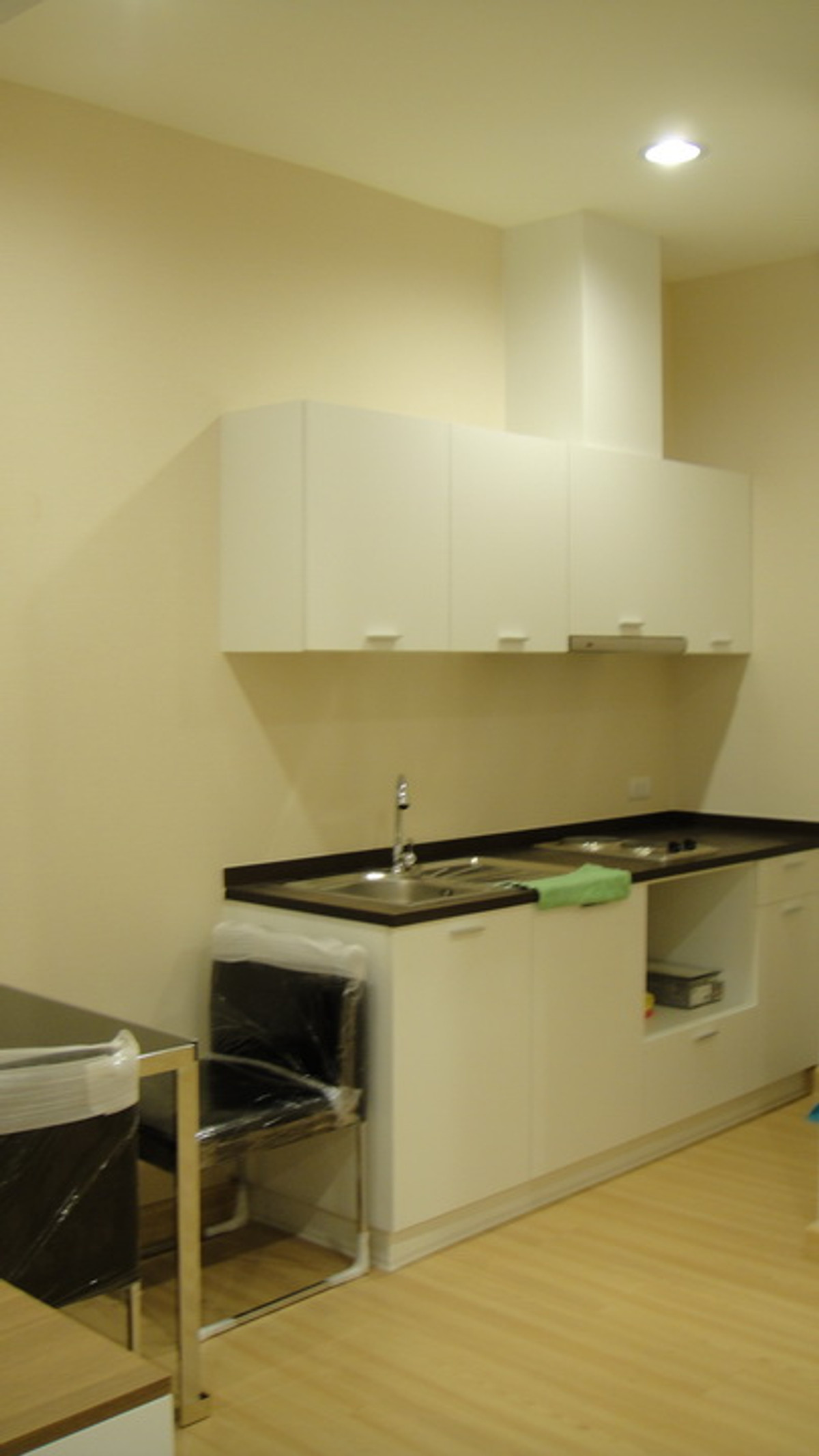 For SaleCondoWongwianyai, Charoennakor : The Light House Sathorn - Chareonnakorn / 1 Studio (SALE WITH TENENT), The Light House Sathorn - Chareonnakorn / 1 Studio Room (Sale with Tenant) PT088