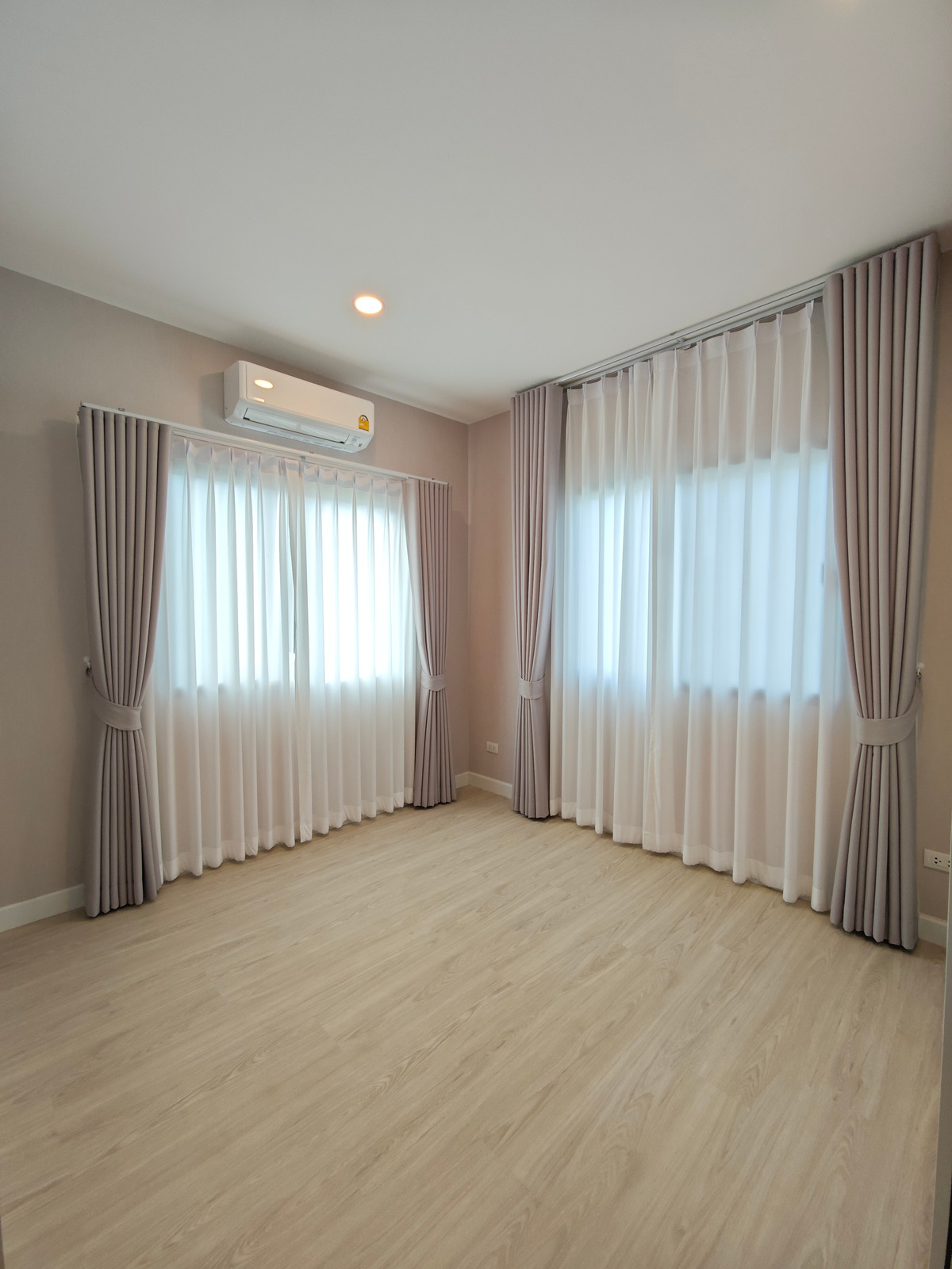 ขายบ้านมีนบุรี-ร่มเกล้า : เพอร์เฟค พาร์ค สุวรรณภูมิ เฟส 5 / 4 ห้องนอน (ขาย), Perfect Park Suvarnabhumi 5 / 4 Bedrooms (FOR SALE) AA614