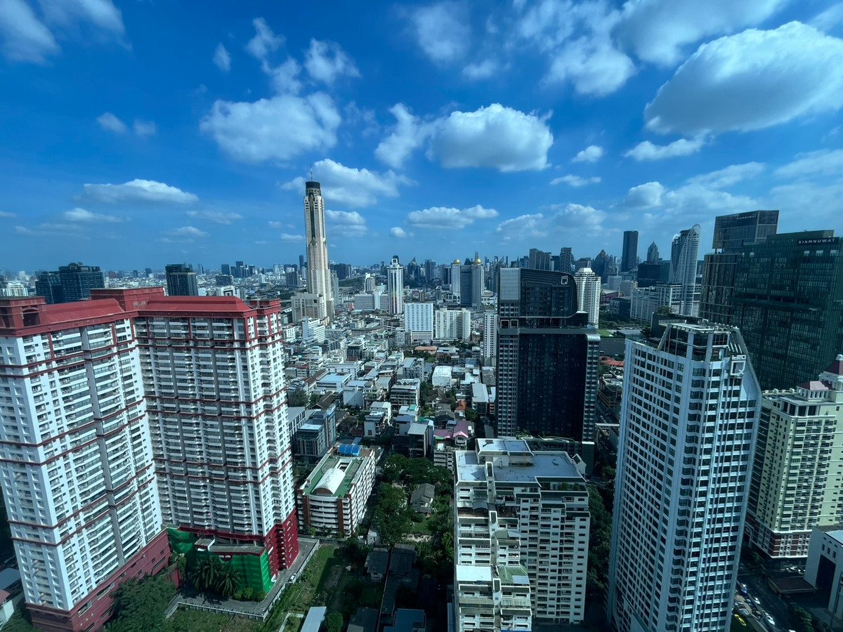 For SaleCondoRatchathewi,Phayathai : Luxury condo Villa Rachatewi 2 bedrooms near BTS RatchathewiSpacious area of 87 sq.m. Price 14.5 million THB with complete facilities!