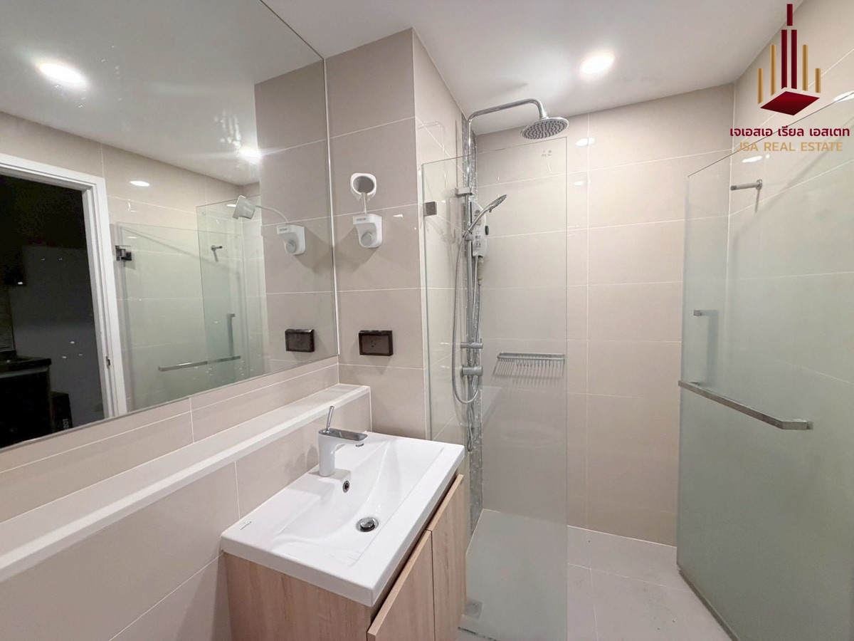 For RentCondoRatchadapisek, Huaikwang, Suttisan : ✨ For Rent: CYBIQ Ratchada 32 Condo ✨ 💰 Only 11,000 THB/month