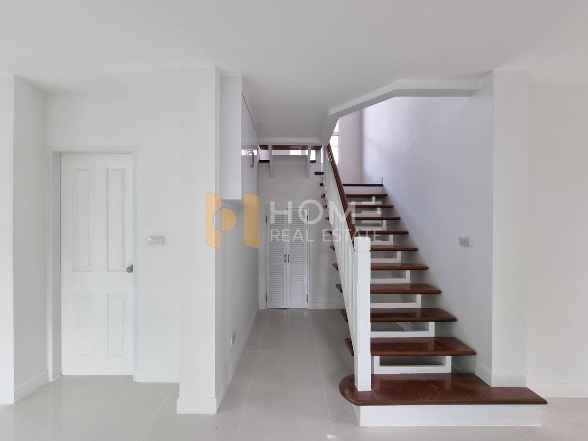 ขายบ้านพระราม 5 ราชพฤกษ์ บางกรวย : รีโนเวทใหม่ หลังมุม บ้านเลขที่สวย ✨ เพอร์เฟค เพลส รัตนาธิเบศร์ / 3 ห้องนอน (ขาย), Perfect Place Rattanathibet / 3 Bedrooms (FOR SALE) AOM074