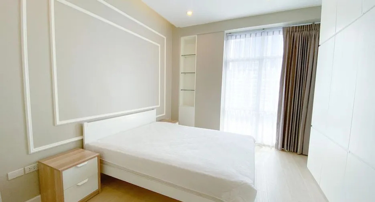 ให้เช่าคอนโดวิทยุ ชิดลม หลังสวน : 🌿 Luxury Family Residence in Langsuan  Pet-Friendly | Rare Large Unit | High Floor