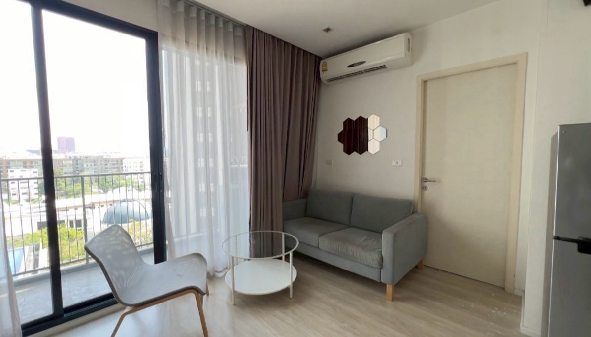 For RentCondoRatchadapisek, Huaikwang, Suttisan : 𝗕𝗶𝗴 𝗿𝗼𝗼𝗺 𝟰𝟱 𝘀𝗾𝗺. 𝗕𝗲𝘀𝘁 𝗽𝗿𝗶𝗰𝗲 𝗶𝗻 𝘁𝗵𝗲 𝗯𝘂𝗶𝗹𝗱𝗶𝗻𝗴 ✨ 𝗤𝘂𝗶𝗻𝗻 𝗥𝗮𝘁𝗰𝗵𝗮𝗱𝗮 𝟭𝟳.