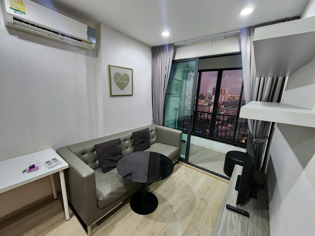 ให้เช่าคอนโดท่าพระ ตลาดพลู วุฒากาศ : ให้เช่า คอนโด ไอดีโอ สาทร ท่าพระ Bts โพธิ์นิมิตร ชั้น12 วิวสวย 31ตรม. 1ห้องรับแขก  1ห้องนอน เพียง 11k