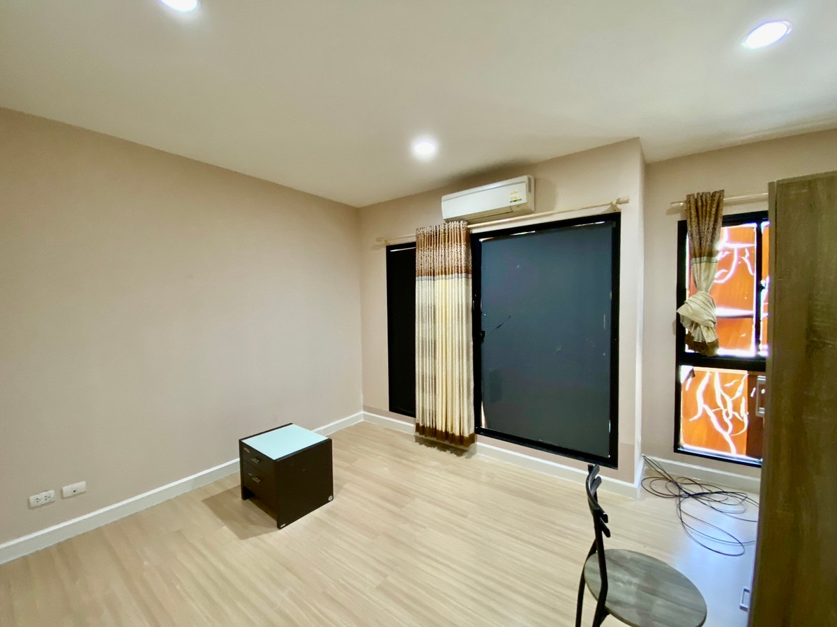 ให้เช่าทาวน์โฮมรามคำแหง หัวหมาก : ให้เช่า ทาวน์โฮม 3 ชั้น (หลังมุม) บ้านกลางเมือง พระราม 9–รามคำแหง | เฟอร์นิเจอร์ครบ พร้อมเข้าอยู่ | ทำเล Town in Town