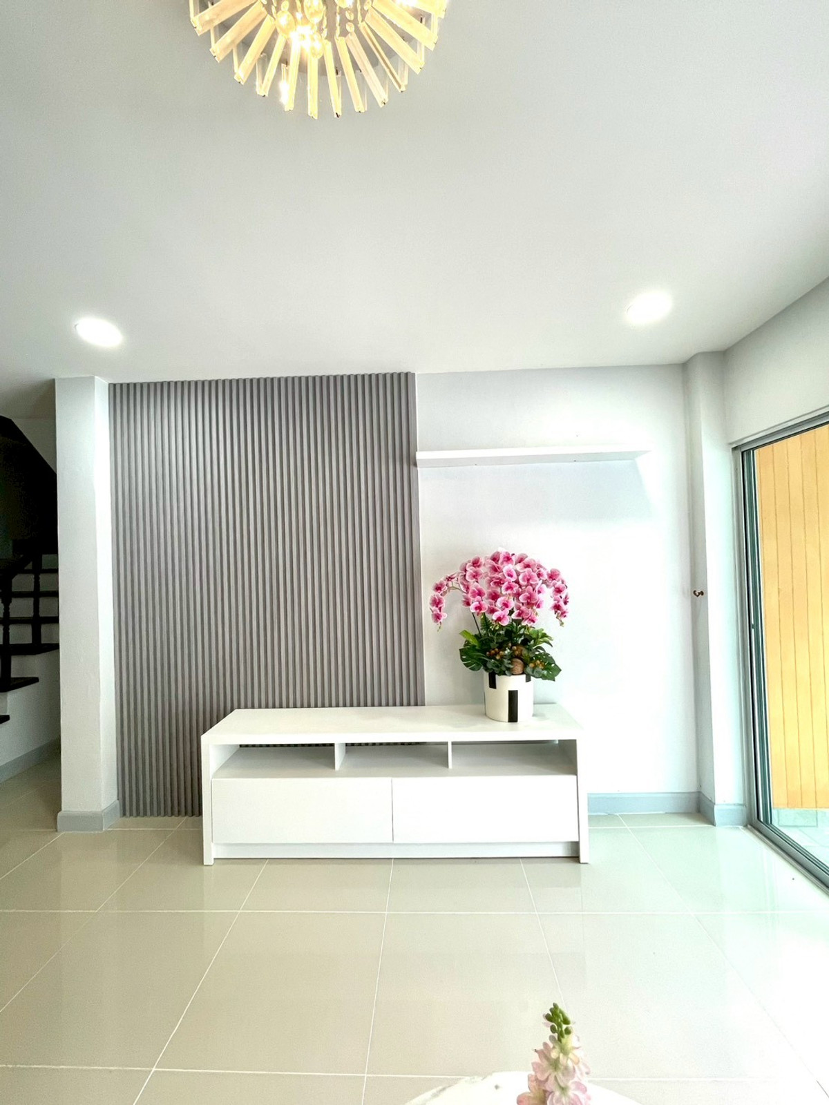 For SaleHousePattaya, Bangsaen, Chonburi : Happy Place Village / 5 Bedrooms (FOR SALE), Happy Place Village / 5 Bedrooms (FOR SALE) BEWN107