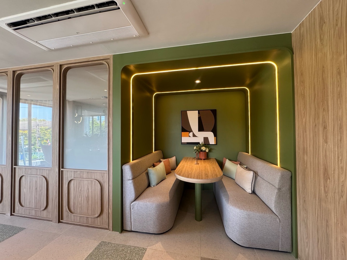 For SaleCondoBang kae, Phetkasem : 🔥 THE MUVE Bangwa Low Rise Condo near both BTS / MRT Bang Wa 650 meters.
1 Bed 24sq.m. Start 1.89 MB.
☎️Phat 064-642-8664
☎️Nui 094-624-2014