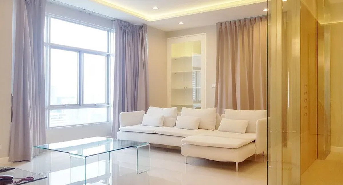 ให้เช่าคอนโดวิทยุ ชิดลม หลังสวน : 🌿 Luxury Family Residence in Langsuan  Pet-Friendly | Rare Large Unit | High Floor