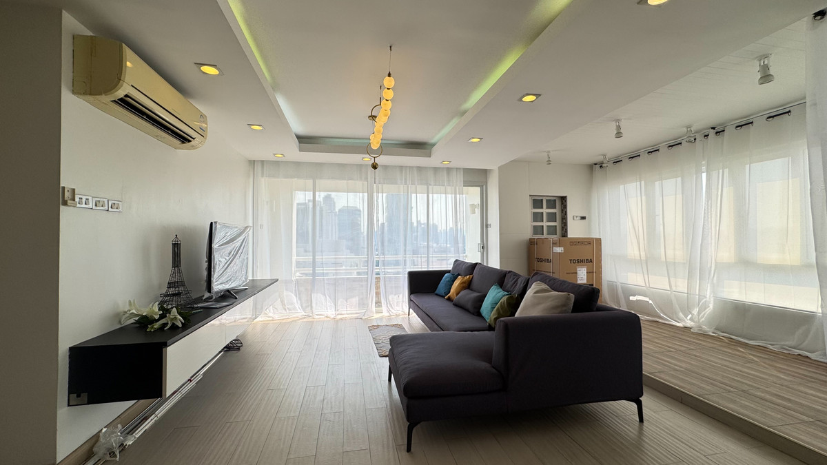 ให้เช่าคอนโดรัชดา ห้วยขวาง : ให้เช่าคอนโด 3 ห้องนอน ศรีวรา แมนชั่น 1