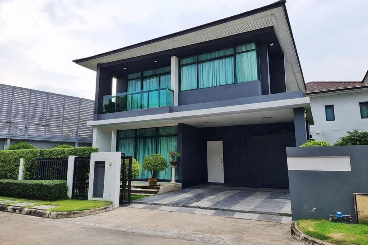 ให้เช่าบ้านพัฒนาการ ศรีนครินทร์ : 🏡 บ้านเดี่ยวหลังใหญ่ โครงการ Setthasiri Krungthep Kreetha  แปลงมุม สวนใหญ่ พื้นที่ส่วนตัวสูง หลังบ้านไม่ติดใคร