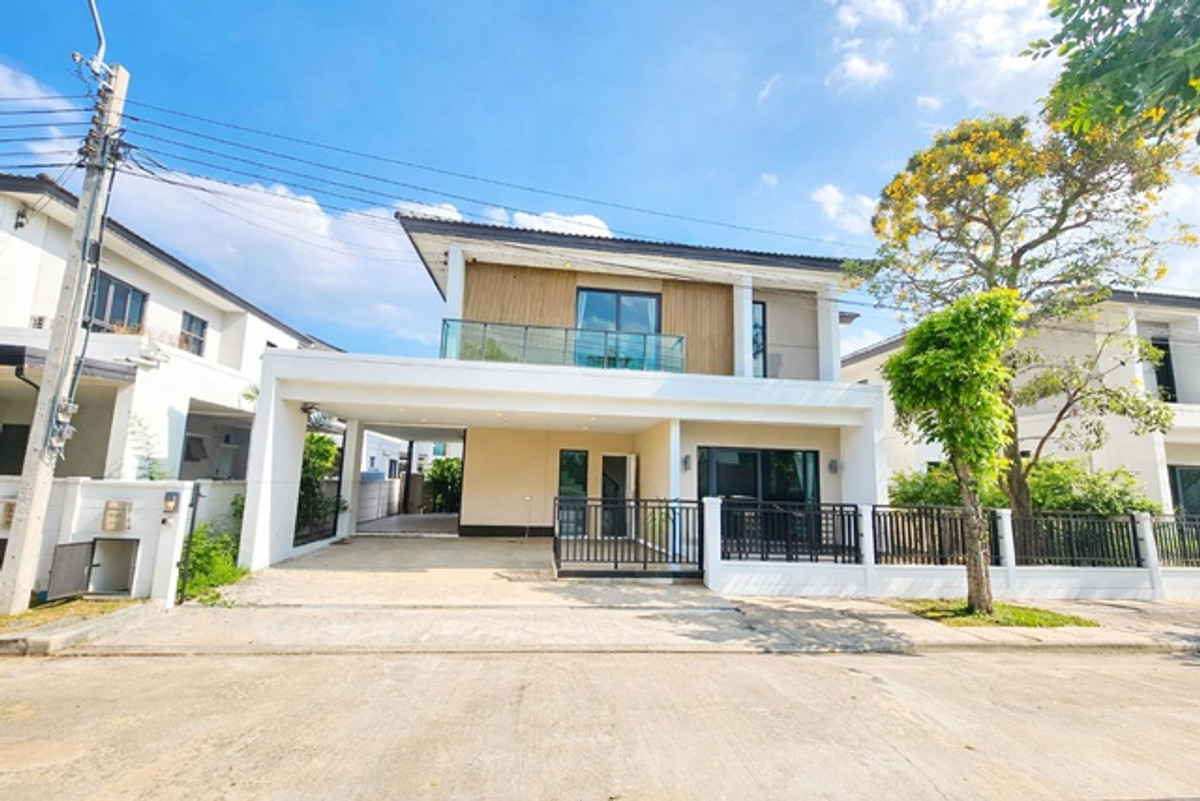 For RentHouseYothinpattana,CDC : The cheapest in Thailand. 4bed 5 bath 60% discount from 100,000 baht now 34,999-39,998 baht. Ring Ro