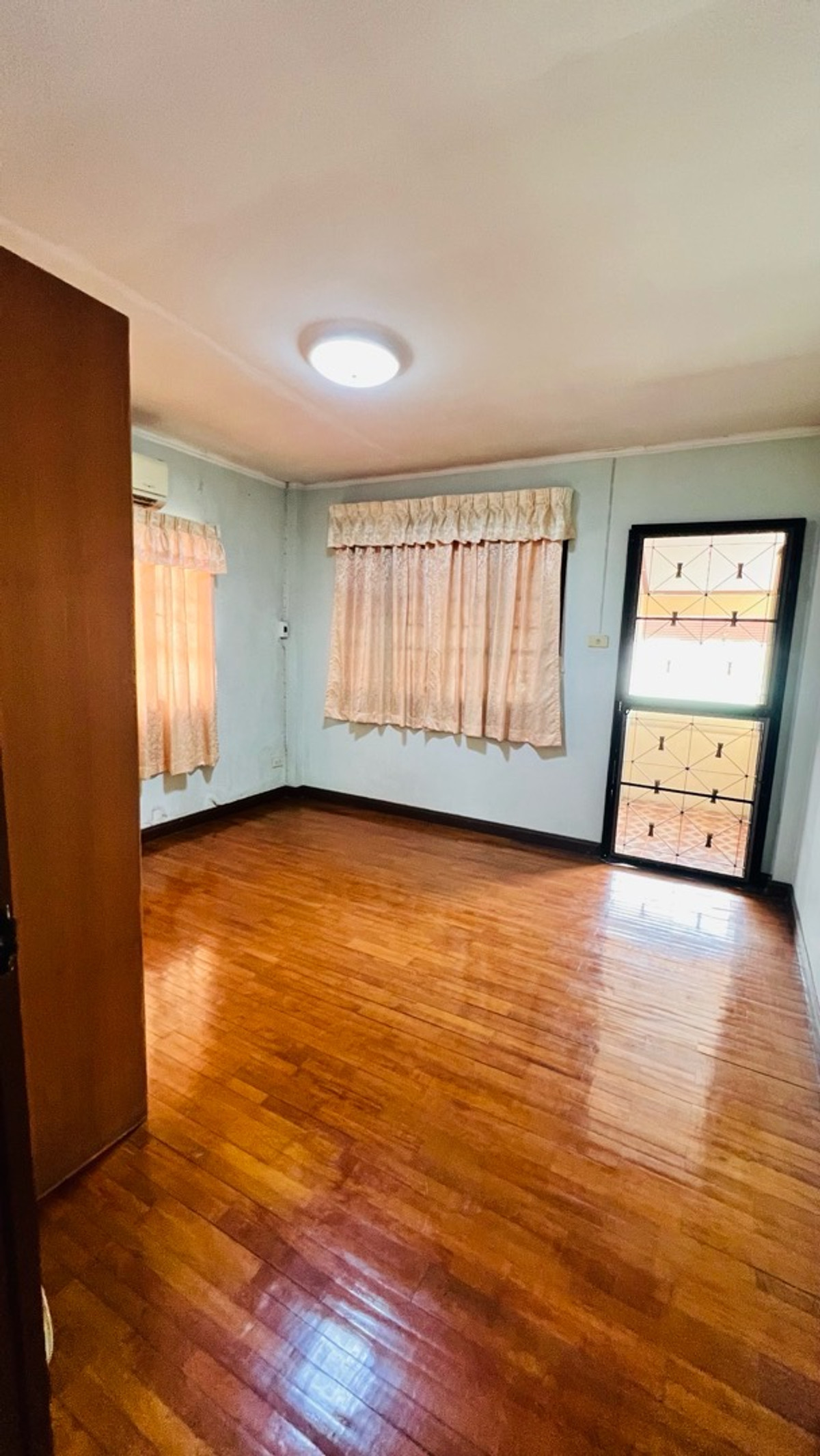 ขายบ้านนวมินทร์ รามอินทรา : 🏡 ขายบ้านเดี่ยว 2 ชั้น โครงการคุณภาพ 
ม.สัมมากร - นิมิตใหม่ (Sammakorn - Nimitmai 🔥ถูกที่สุดในโครงการ🔥