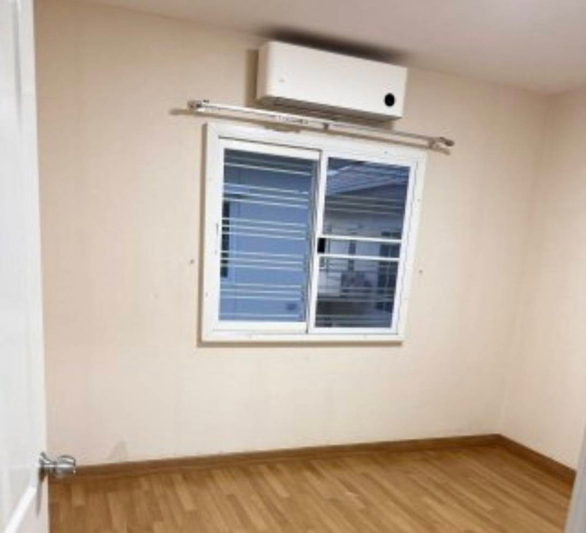 ให้เช่าบ้านบางแค เพชรเกษม : ให้เช่าบ้าน หมู่บ้าน พฤกษา ซิรีนีตี้ 1 ซอยเพชรเกษม81 (ถนนมาเจริญ) บ้านเดี่ยว 2 ชั้น  ขนาด 45 ตารางวา 3ห้องนอน 2ห้องน้ำ บ้านสวย พร้อมเข้าอยู่