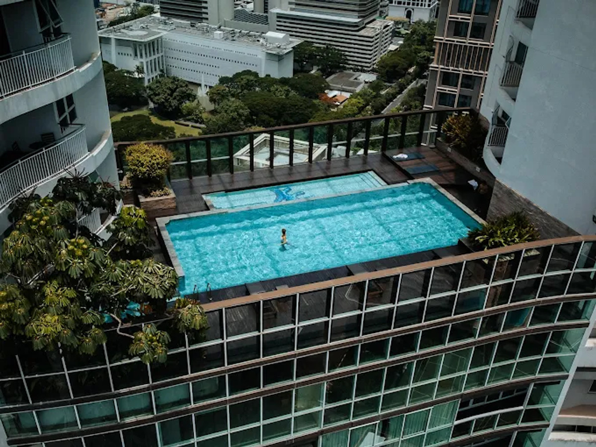 ขายคอนโดวิทยุ ชิดลม หลังสวน : ✨ Best Value 2-Bedroom in Langsuan – Only 5 MB คอนโด 2 ห้องนอนใจกลางหลังสวน เดิน BTS ได้ ในงบหายาก