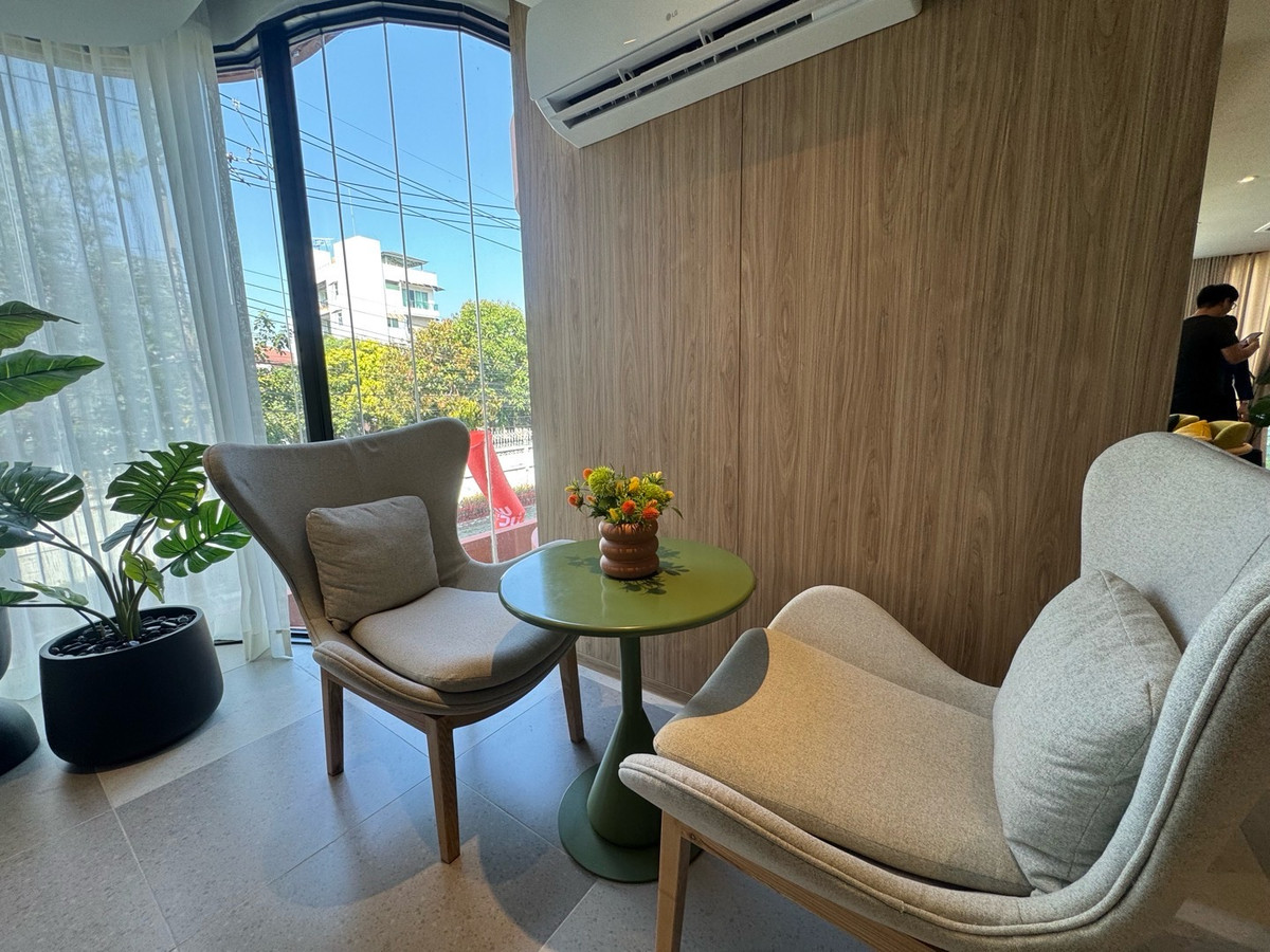 For SaleCondoBang kae, Phetkasem : 🔥 THE MUVE Bangwa Low Rise Condo near both BTS / MRT Bang Wa 650 meters.
1 Bed 24sq.m. Start 1.89 MB.
☎️Phat 064-642-8664
☎️Nui 094-624-2014
