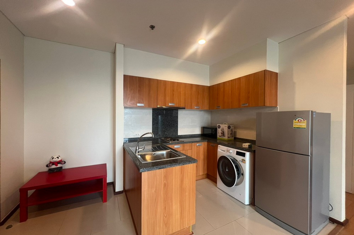 For RentCondoWongwianyai, Charoennakor : 🔥 For Rent !! large room, high floor !! 🔥 Code C20231000381..........Villa Sathorn, Studio room, 1 bathroom, furnished, ready to move in📣📣