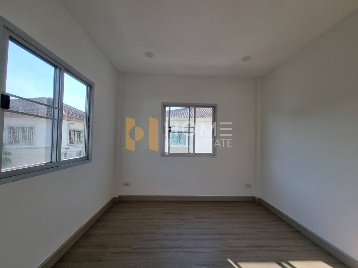 ขายบ้านนนทบุรี บางใหญ่ บางบัวทอง : บ้านรีโนเวทใหม่ พร้อมอยู่ ราคาคุ้มมาก 🔥 ศุภาลัย วิลล์ วงแหวน - รัตนาธิเบศร์ / 3 ห้องนอน (ขาย), Supalai Ville Wongwaen - Rattanathibet / 3 Bedrooms (FOR SALE) AOM075