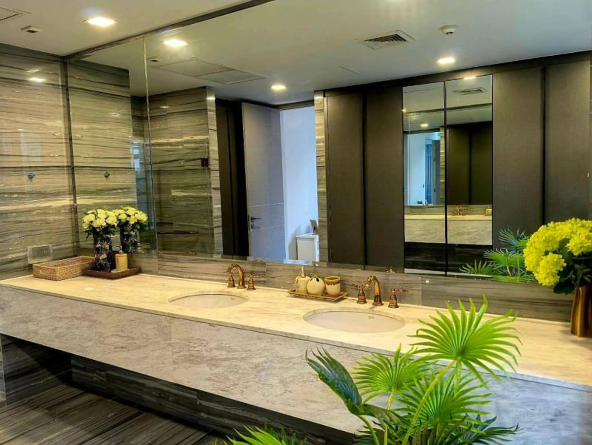 For RentCondoSukhumvit, Asoke, Thonglor : Luxury 3-Bed Condo Ashton Residence 41 | Prime Phrom Phong LocationSpacious 134.65 sqm, Amenities & BTS Nearby – Rent 150,000 THB/Month!
